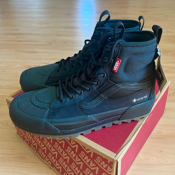 Vans SK8-HI GORE-TEX MTE-3 'BLACKOUT' Women 9.0 US Mens 7.5 US - Picture 3 of 13